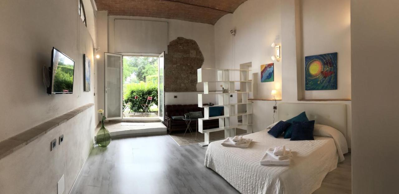 Bed and Breakfast L'Albero Di Gamelì Chiusi Exterior foto