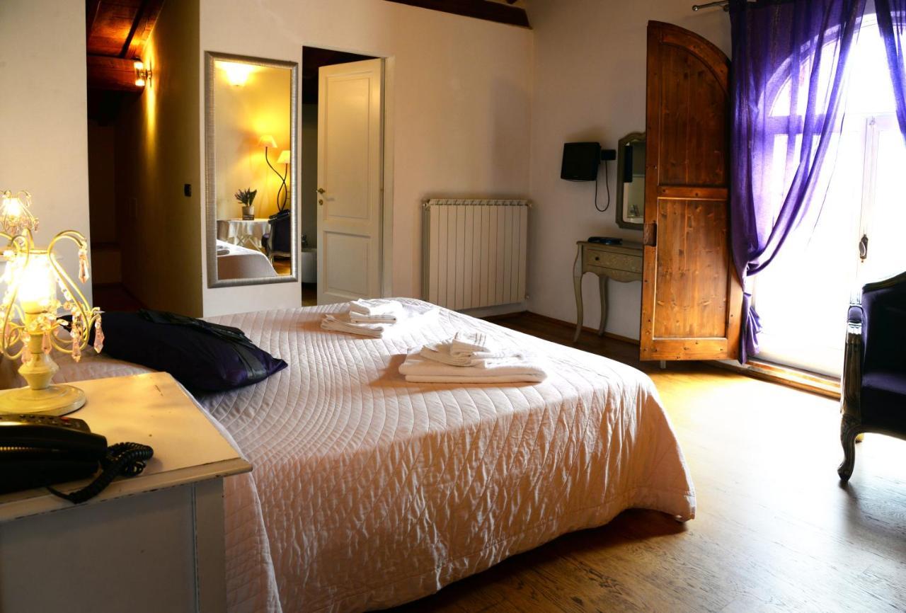 Bed and Breakfast L'Albero Di Gamelì Chiusi Exterior foto