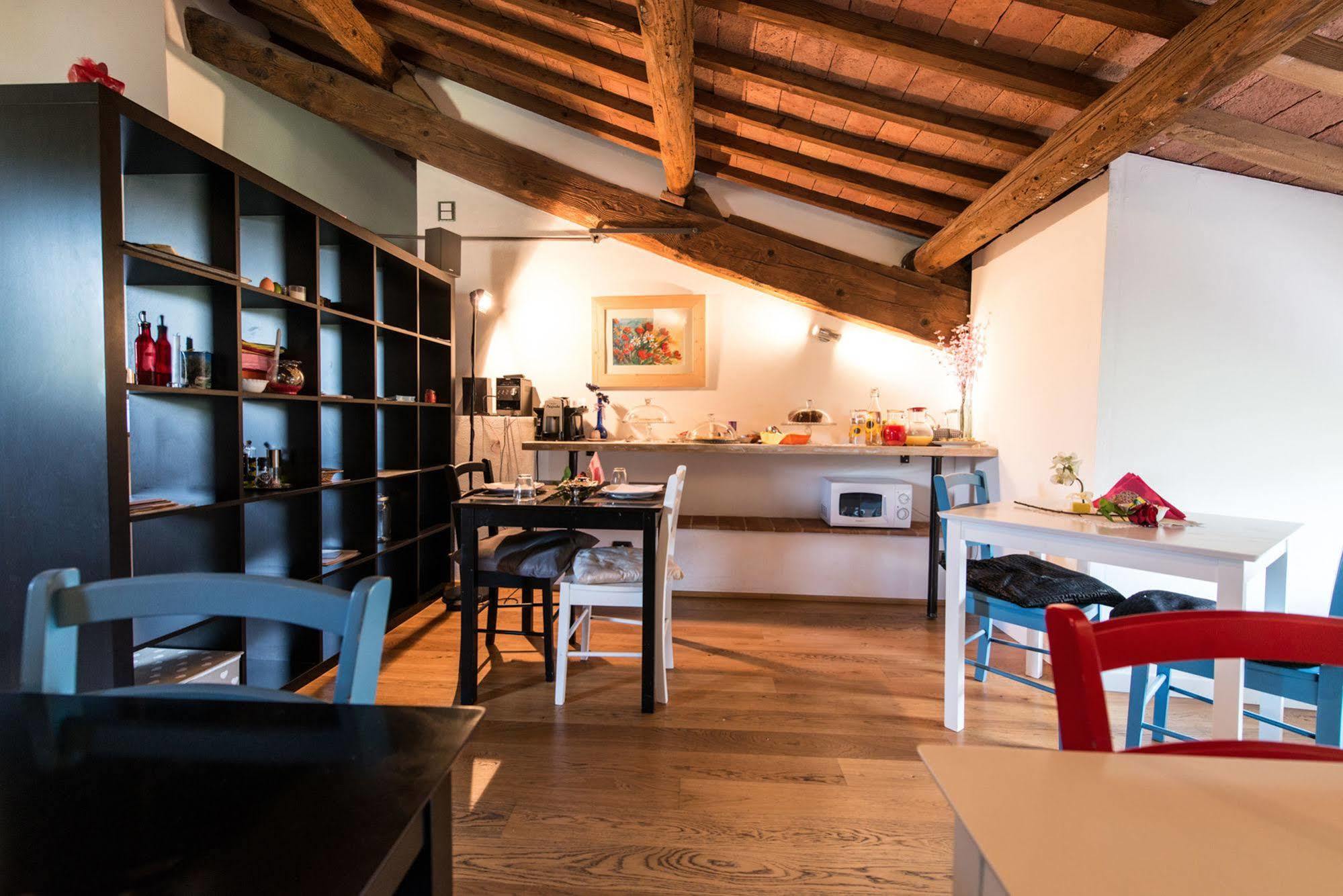 Bed and Breakfast L'Albero Di Gamelì Chiusi Exterior foto