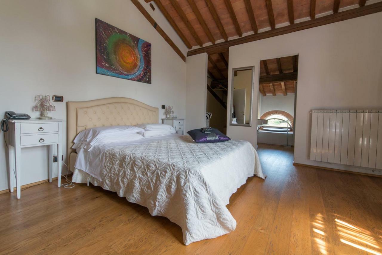 Bed and Breakfast L'Albero Di Gamelì Chiusi Exterior foto