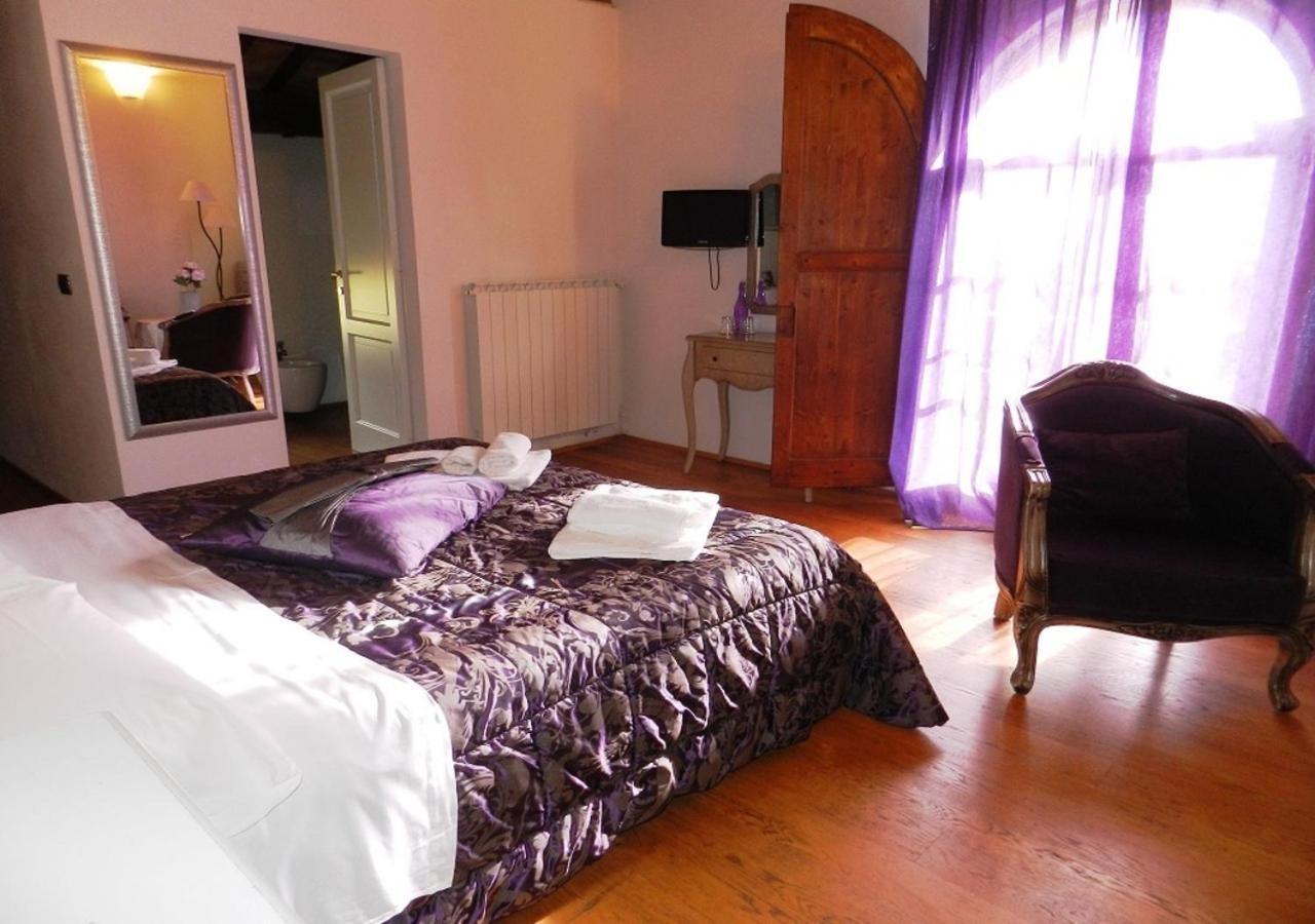 Bed and Breakfast L'Albero Di Gamelì Chiusi Exterior foto